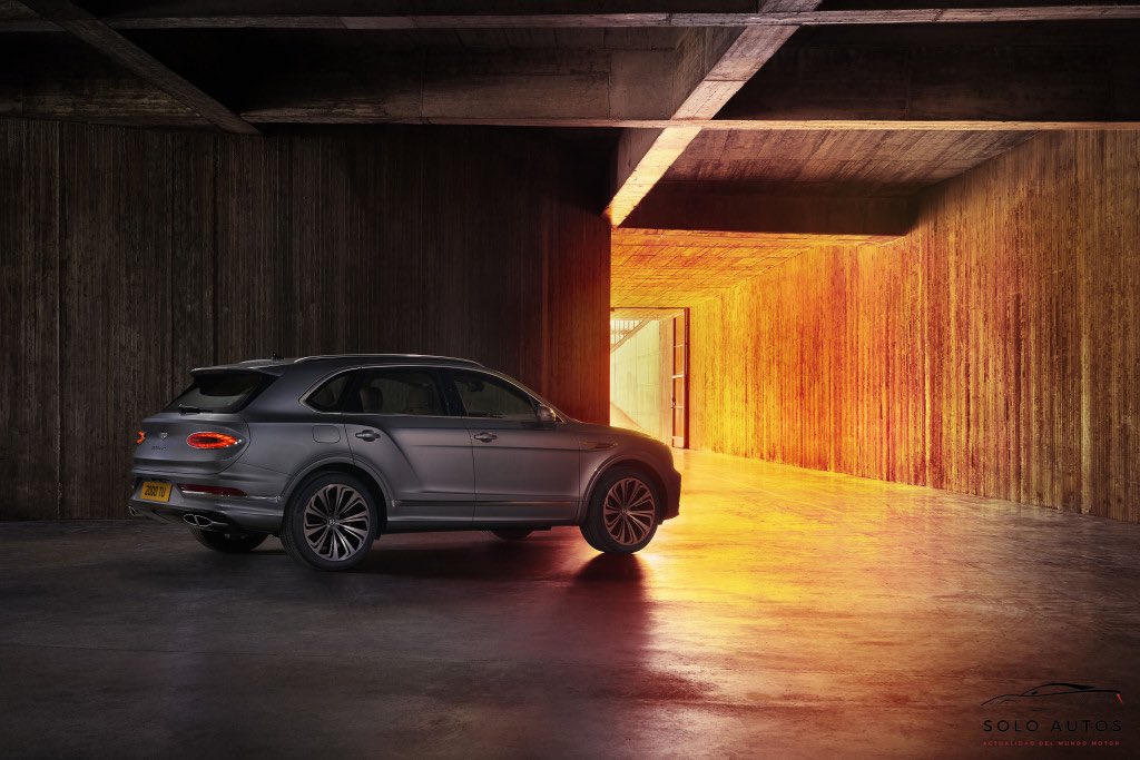 soloautos_mx's tweet photo. Bentley Bentayga 2021; el SUV de lujo se actualiza. La firma inglesa recientemente presentó la actualización de su modelo más vendido.

#Bentley #Bentayga #SoloAutos https://t.co/xJU9yrrRWB