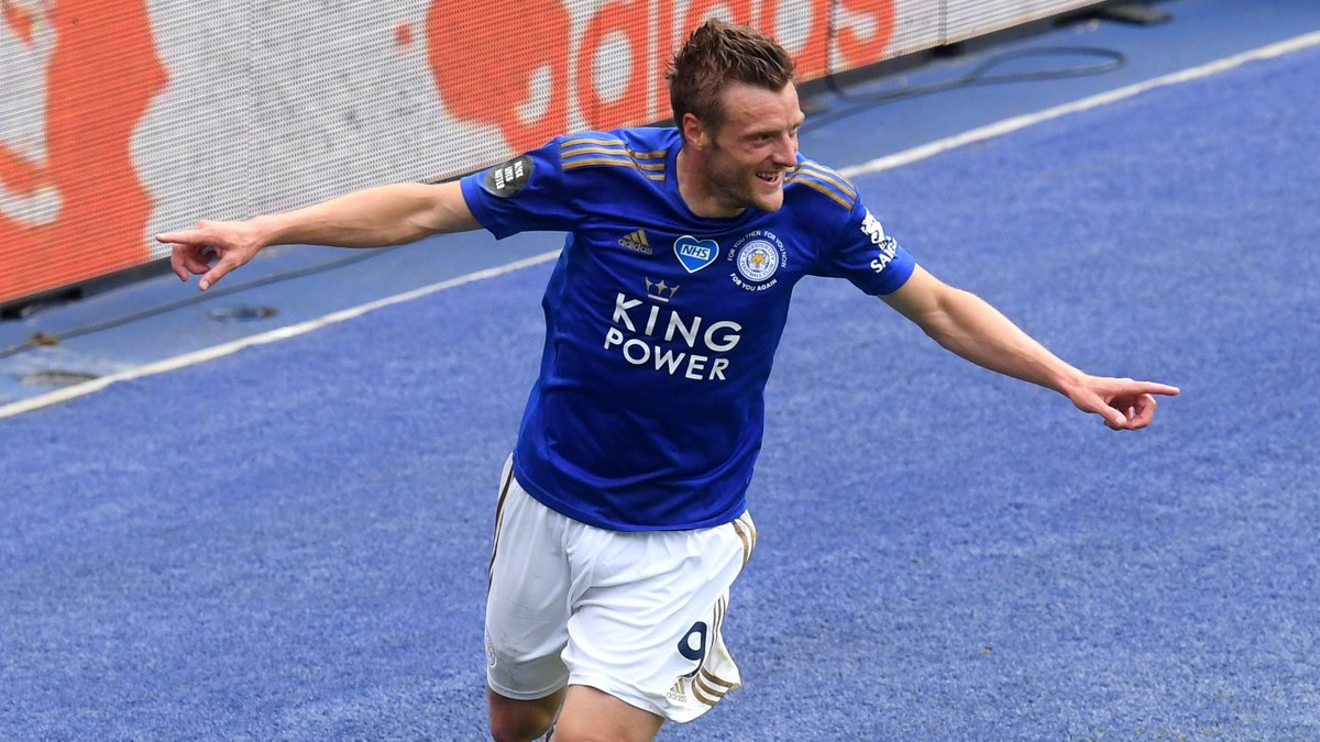 The 2nd was Leicester City's 3-0 thumping of Crystal Palace, with Jamie Vardy himself bagging twice for the Foxes and bringing his goal tally to 21 for the season (101 in his Premier League career). They secure their place in 3rd spot for the time being.