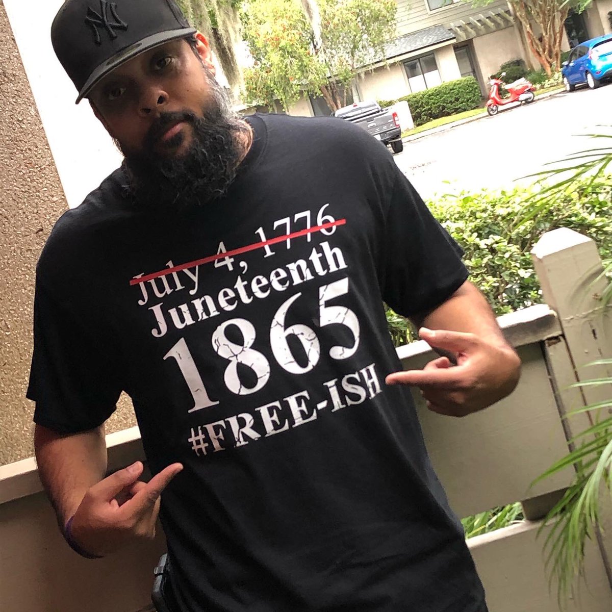 SoonToBeMrs__'s tweet photo. #BLM https://t.co/wazmO44tUR