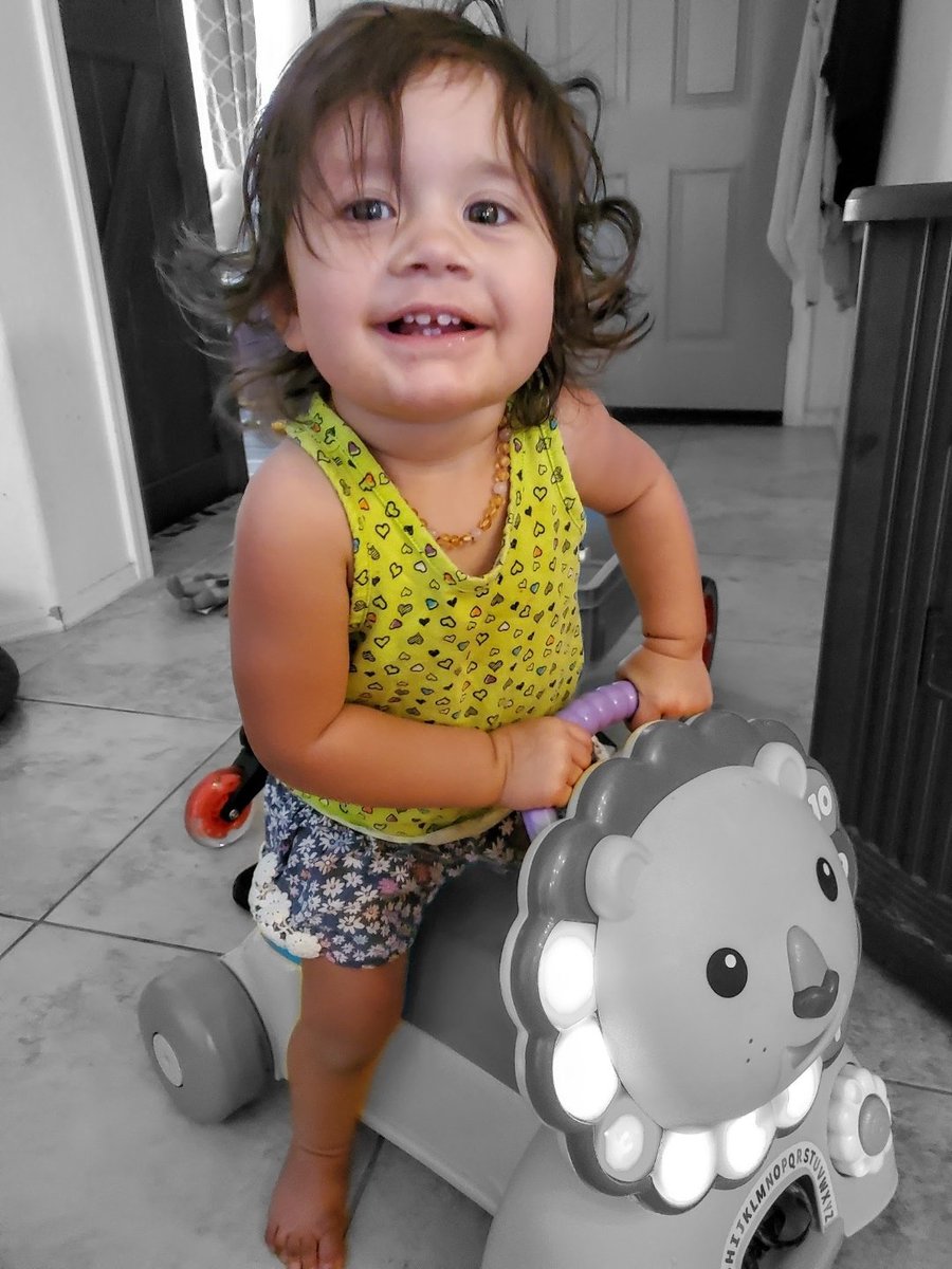 KristinGudenka1's tweet image. If I could translate the words of my heart, I would have translated love&apos;s greatest sonnet.  

#notestomydaughter
#parents
#moms
#author
#writerscommunity