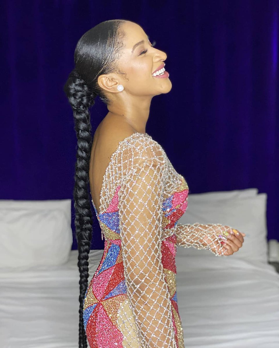Omogbaiii's tweet photo. Like for Genevieve Retweet for Adesua https://t.co/W1gBdWrgFb