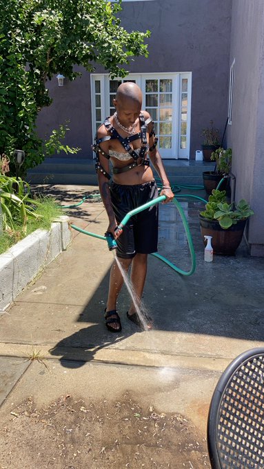 Sinning https://t.co/x57qhj5Jni