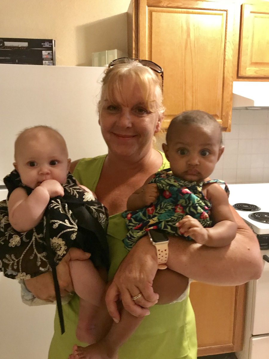SandraW341's tweet photo. @ProudPatriot_US @Edrummer3 @rphmami @KarluskaP @ChrissieEvert If we all call ourselves AMERICANS, remove race, color, creed, ancestry, we are one big melting pot! Most of us love our country and work hard! We want better for our children and we love each other! #StandForOurCountry #StopTheRaceGame #OneNation https://t.co/gOI2Ev4IlA