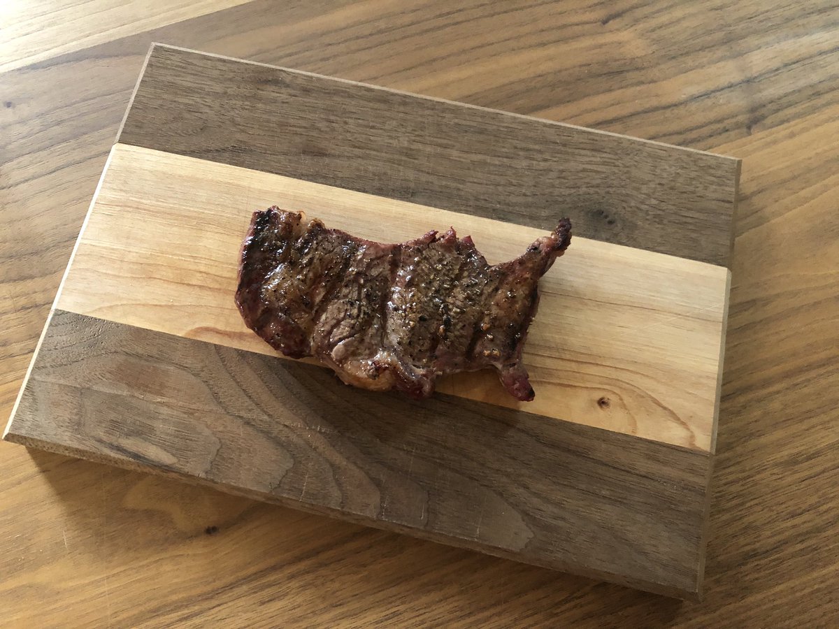 The 4 of July celebration just wouldn’t be complete without a U.S.-shaped steak! #UnitedWeSteak #BeefItsWhatsForDinner