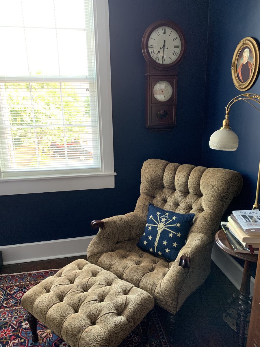 MichaelBurrow22's tweet photo. I read a lot and nap occasionally from my favorite chair at the Gibson House in Madison, Indiana. https://t.co/TEezI5lrIL