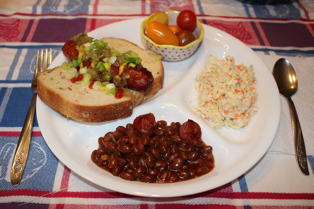 JenJoyCampbell's tweet photo. @CelebrityCruise We celebrated at home with an indoor picnic, due to weather and COVID. I attached a photo of our meal! I also invite you to watch my special video titled, "Freedom!" Happy 4th! https://t.co/yWhcp03MOe #FourthOfJuly2O2O #FourthofJuly @CelebrityCruise #freedom #Celebrity #4thofJuly https://t.co/TDXX8kWrBI