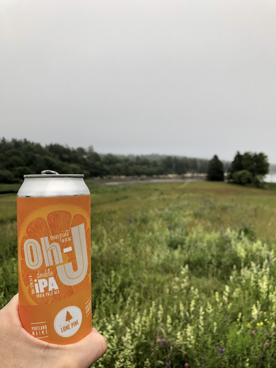 BrandonButler1's tweet image. Good beer, better view #Maine