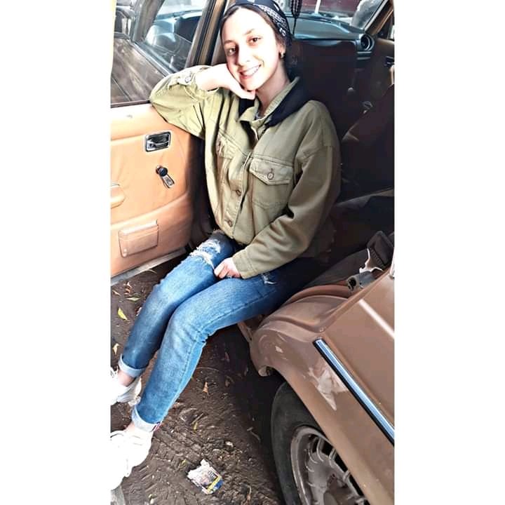 💋
#المغتصب_أحمد_بسام_ذكي
#عبداللة_رشدي
#ادعم_عبدالله_رشدي