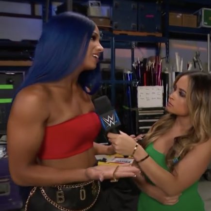 Thread of Sasha Banks being the best dressed in WWE 