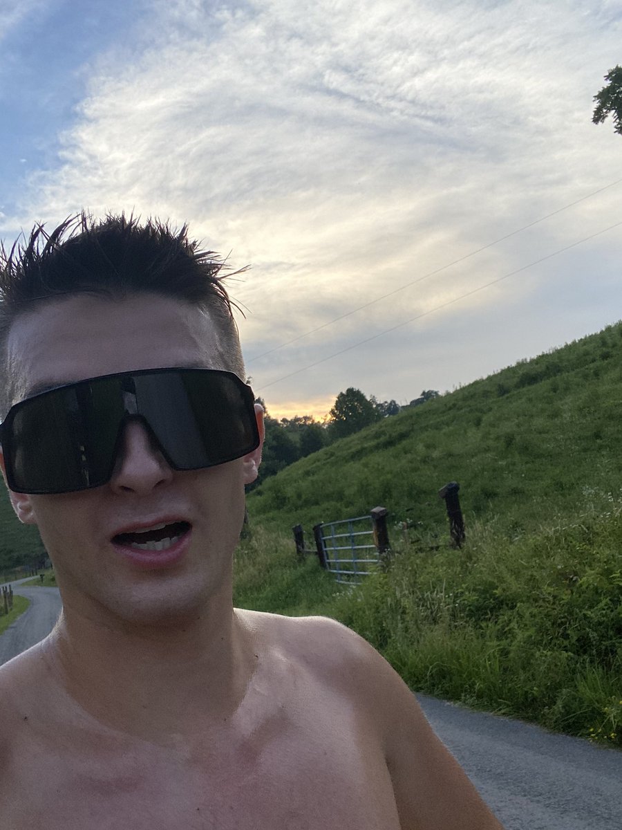 Today’s run was a mental battle! 

I ran the furthest I’ve ever run and did it at a pace I’m proud of. 

My mind definitely wanted to slow down but I pushed through that mental barrier and finished strong