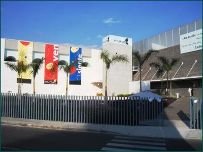 DanielSalinas00's tweet photo. #MuseumsUnlocked #LostMuseums: The Muros museum in Cuernavaca, Mexico was a short-lived art museum (2004-2008) which housed the art collection of Jaques and Natasha Gelman, including works by notable Mexican artists like Rivera, Siqueiros, Khalo, Tamayo, Toledo and others. 1/ https://t.co/HDrQHTP5Dx