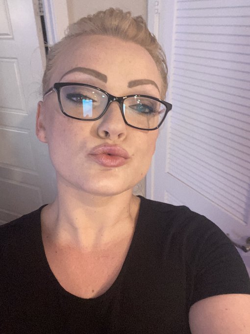 Happy Fourth of July !! ❤️🤍💙 https://t.co/8sy8fE3g05<a href="/tag/zoeypaige"class="tags"><span>#zoeypaige</span></a>