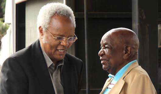 SAKATA LA MTEIEdwin Mtei alikuwa gavana wa kwanza mtanzania wa BOT,akawa Katibu mkuu wa jumuiya ya Afrika mashariki na pia akawa waziri wa Fedha.1979 wakati wa changamoto ya uchumi,Mwalimu alifungua tena majadiliano na IMF akaomba paundi milioni 150,IMF Ikatoa masharti makali.