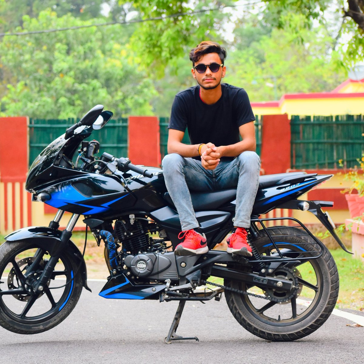 KunalRanna's tweet photo. #NewProfilePic https://t.co/L0Jj3Yf0KE