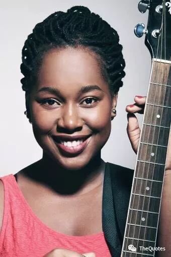 MusicBriefly, it can be said that the music of Cape Verde results from European musical elements to which African musical elements overlap.Its smallness does not interfere in anything in its cultural greatness, the music, one of the strongest points that the world already knew.