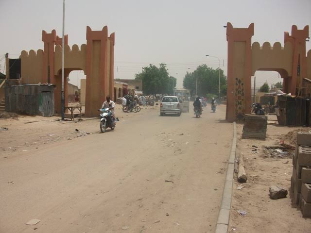 thekanemborno's tweet photo. Did you know that it was the Kanuri people of ancient Bornu Empire that founded the popular  city of HADEJIA

The name Hadeja was from  a Kanuri hunter from Machina, "Hade" and his wife, Jiya or Je'a (meaning with rope in Kanuri language)

1/2 https://t.co/VzPkL2Bk82