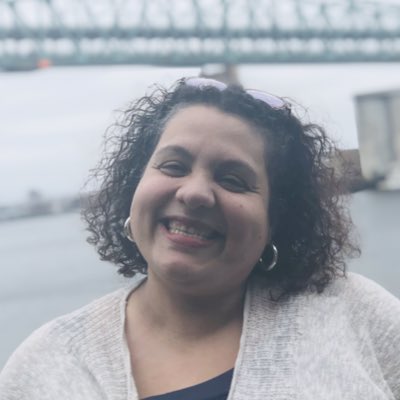 DamaliVidot's tweet photo. #NewProfilePic #onebridge #staterepenergy #damaliforstaterep #mapoli #bospoli #biggerthanpoli #mother #intersectionality #afrolatina #authenticity #transparency #BlackLivesMatter #eachoneteachone #leadersfollow #secondsuffolk #endthefratparty #teamdee #womenlead #madamprez #smile https://t.co/uJPJQDpNWm