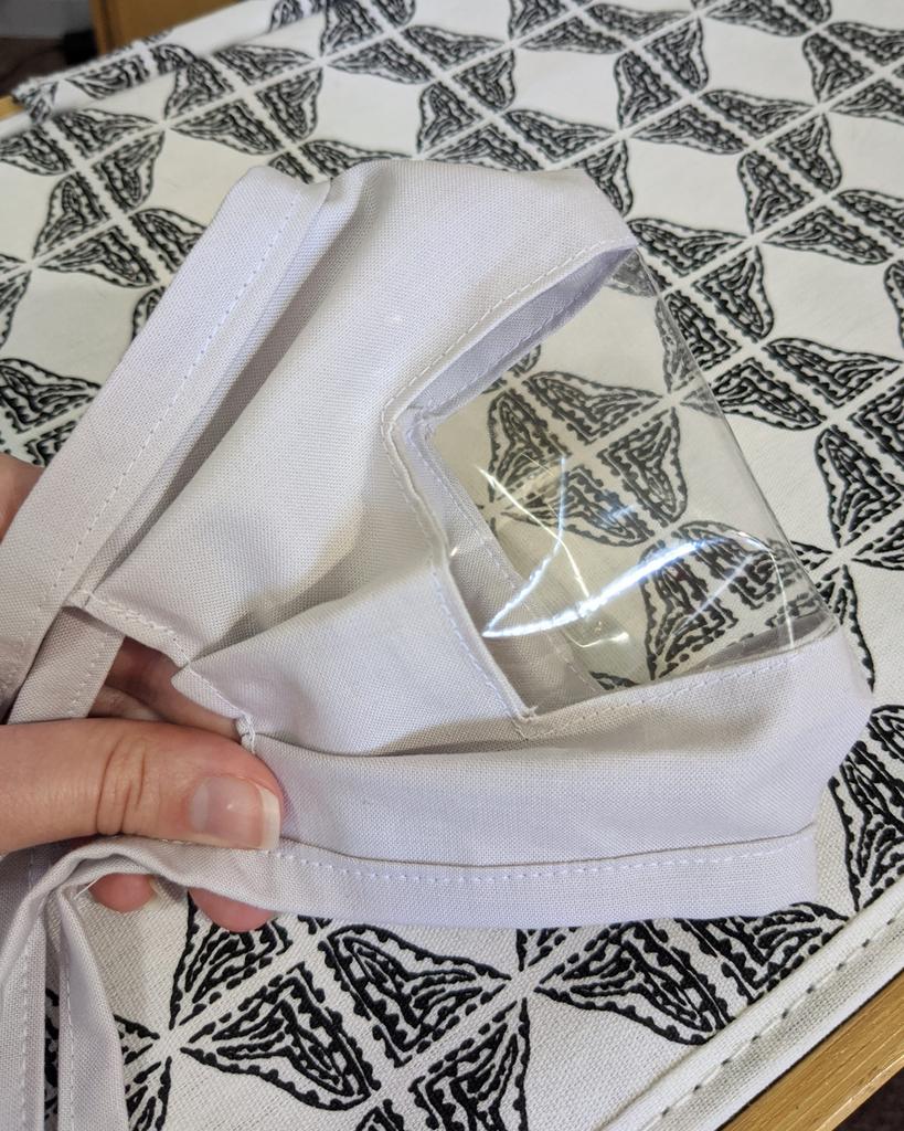 hahacrabtree's tweet photo. 1st attempt at a communicator mask for deaf and hard of hearing. Now I know how NOT to make one 😄 needs adjustments. Do you know someone in need of these? https://t.co/og8CtNGKTd