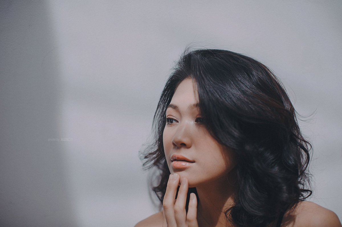 AlexCuiphotos's tweet photo. #alexcui #shooting #portraits #photographer #photography #portraitphotography #model #asian #beauty #lady #fashion #lookbook https://t.co/T8UuU7JyoW
