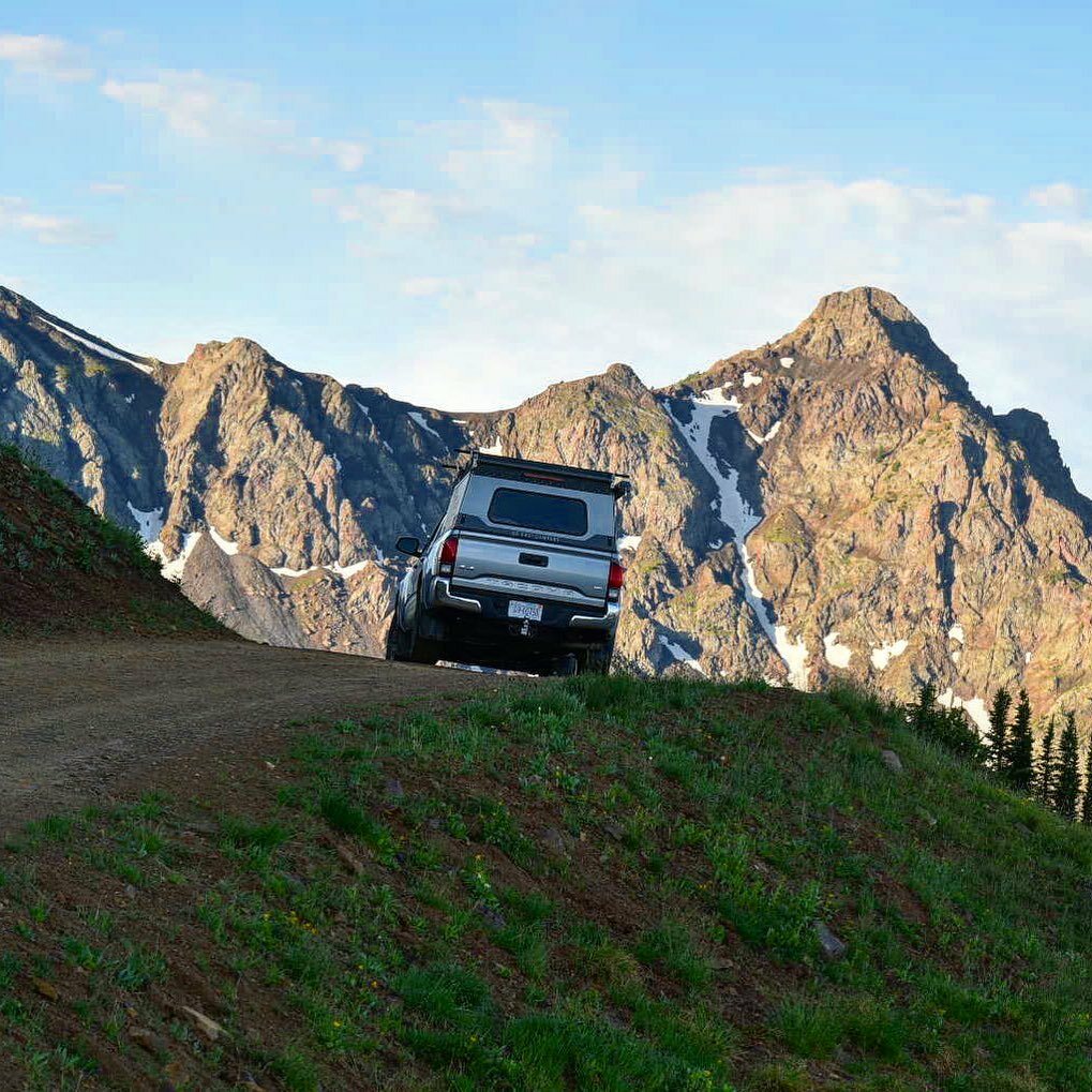 🇺🇸while we have a lot to fix in our country, today we are thankful and proud to be free, to have the liberty to roam and public lands to share with our brothers and sisters. Hope everyone has an adventurous 4th🎇 instagr.am/p/CCPcMd7JGS0/