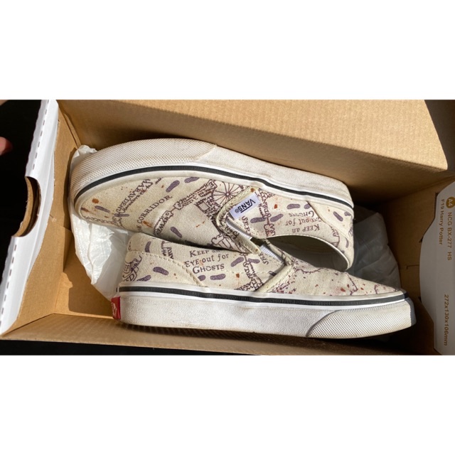 DeviArieCindy's tweet photo. Saya menjual Vans anak harry potter seharga Rp250.000. Dapatkan produk ini hanya di Shopee! https://t.co/c9yVlJpAbm #ShopeeID https://t.co/eeItfegsVc