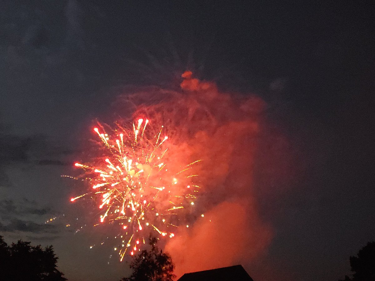 gdunk's tweet photo. HAPPY FOURTH OF JULY!! https://t.co/G7yLhpTo0h