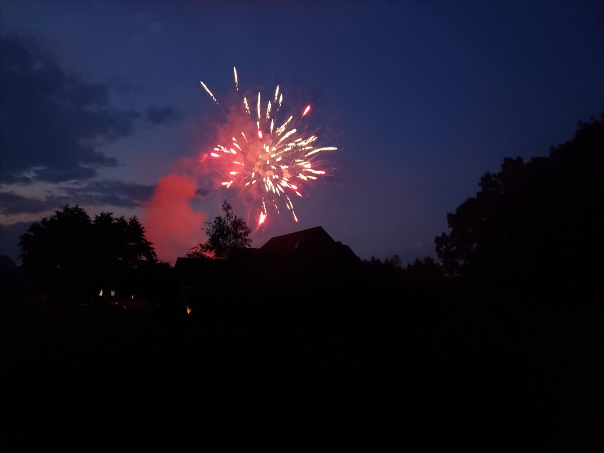 gdunk's tweet photo. HAPPY FOURTH OF JULY!! https://t.co/G7yLhpTo0h