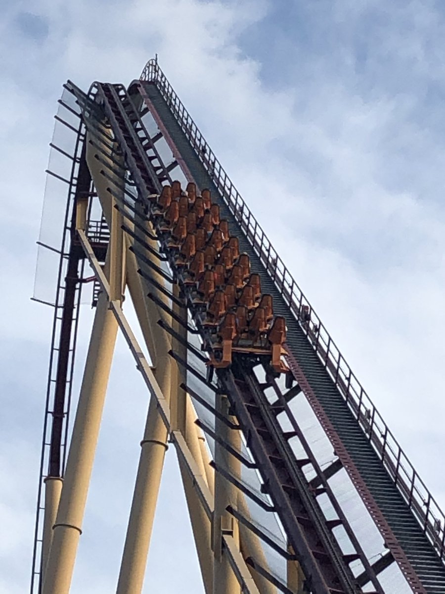 BuckeyeCoaster's tweet photo. Yesterday’s Last Ride of the Night for Addison & I was on Diamondback & Kristina & Hayden’s last ride was on the Tower. #Diamondback #KIDiamondback
Kristina was able to grab pictures of us on the ride! #KI2020 #KingsIsland
@DonHelbig @chadshowalter @KingsIslandPR https://t.co/iutdoIJ60i