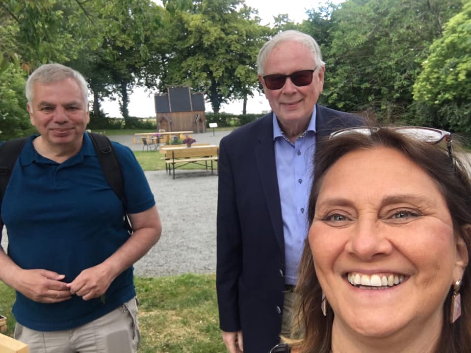 I fredags var jag på gamla Uppåkra arkeologiskt center. Med mina vänner Christina Ulf och Camilla. Är med i vänföreningen. Mycket intressant besök.  En trevlig dag. Lämningarna i Uppåkra är nog större och mera intressantare än Birka.