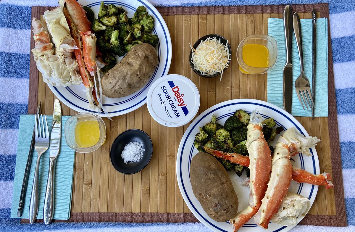 iceekub's tweet photo. The One Where king crab legs were much more expensive than anticipated https://t.co/IvvUdxCeWT