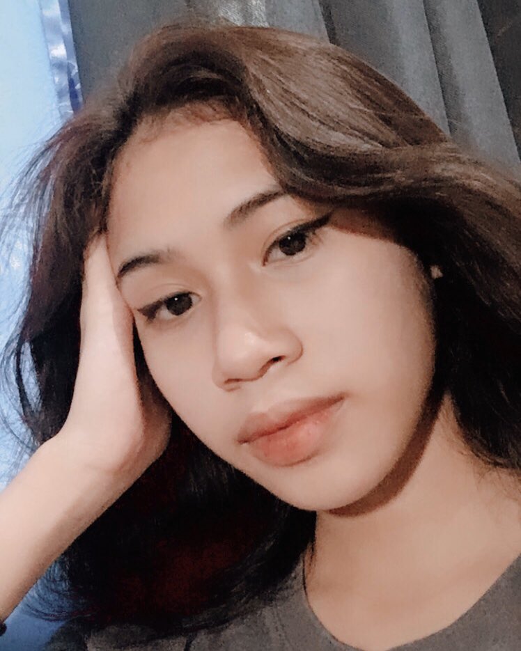larrsiee's tweet photo. 😗✌🏻 https://t.co/rEnrI24PZm