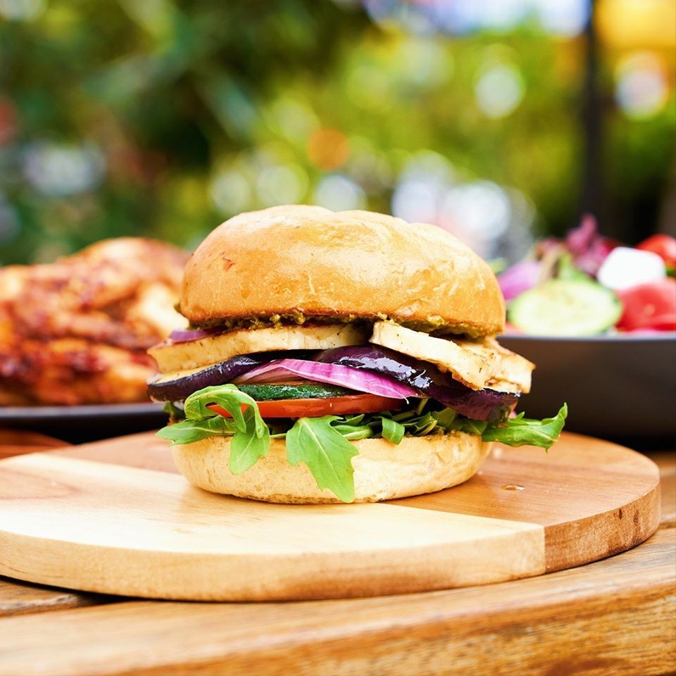 Roll up & roll into #Ogalo & grab a Ogalo Roll tonight & you might like some Ogalo action as a #franchisee
#QSR #Franchises available now in Melb. & beyond from around $150,000
Call Grant on 0408 129 035
Email grant.garraway@gmail.com
#franchise #ggfc #beyourownboss https://t.co/dnE7hFb5X3