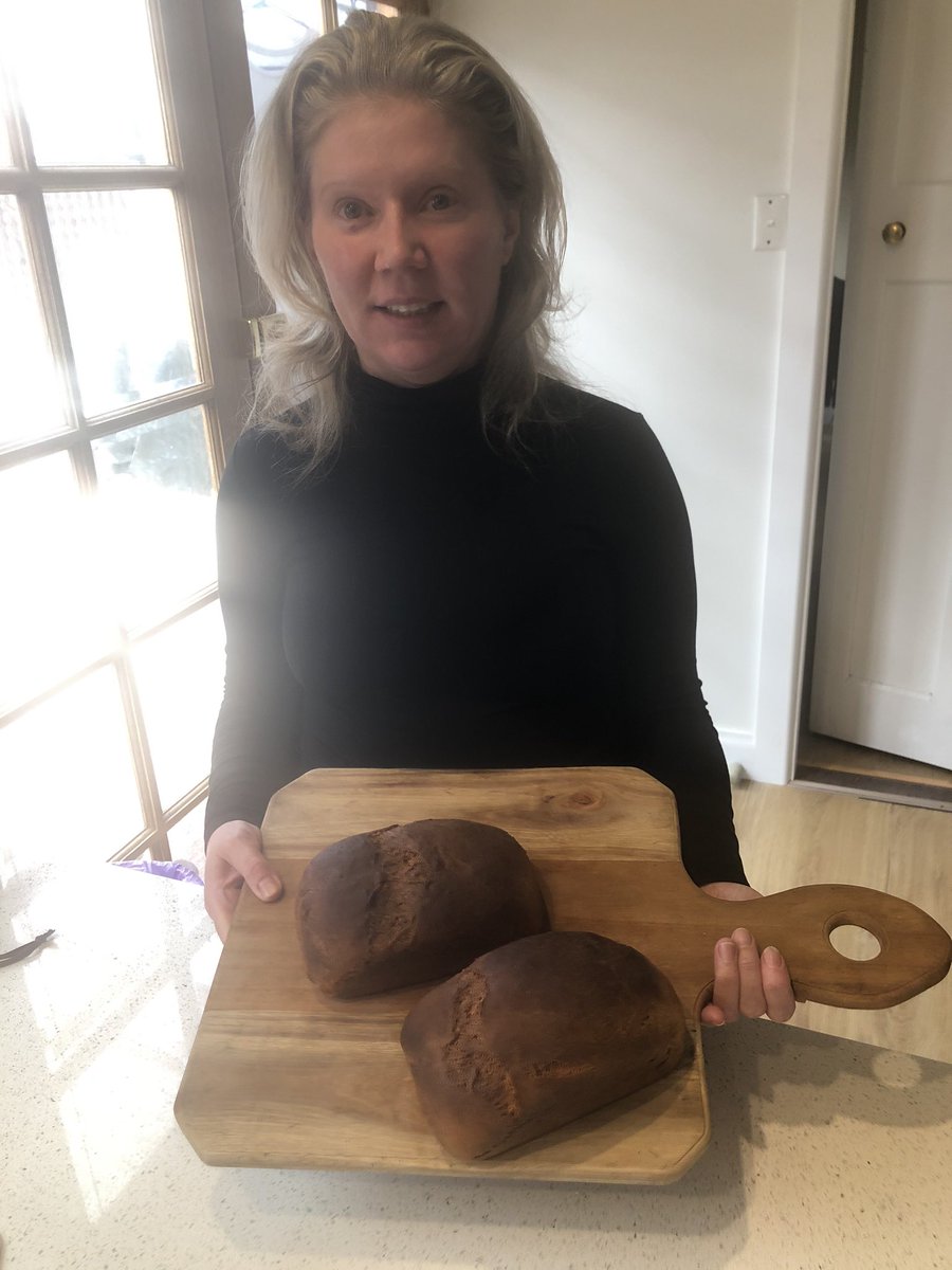emiljen's tweet photo. #lovefreshbread https://t.co/51r3FuCRAw