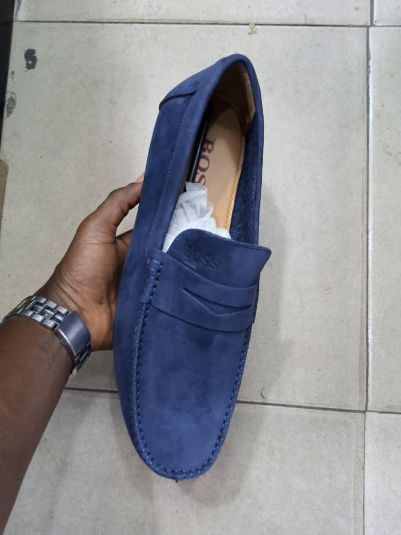 AprilstoreN's tweet photo. Blue loafers Clark and Hugo Boss very affordable https://t.co/cbDFBqWKRP https://t.co/FzS2AqfQ2G