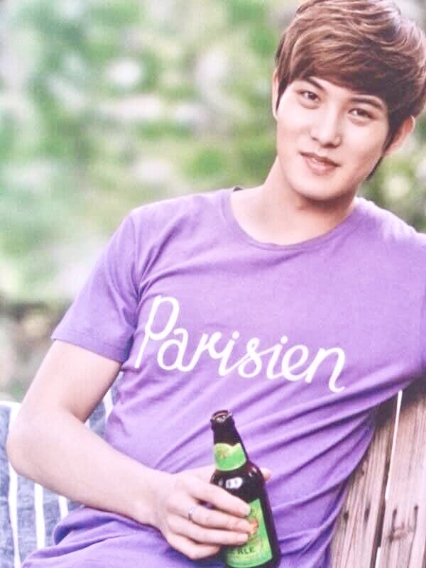 LiYoori's tweet photo. Happy Wall 💓😻💐😊☀️ 

 #ShineLeeJongHyun
 #ShineLJH
#cnbluegt 
#씨엔블루 #이종현
#イジョンヒョン https://t.co/4lziSaDs4Z