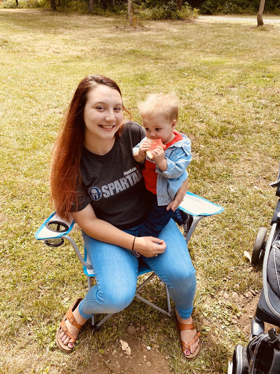 BriannaaaLittle's tweet photo. a year difference💙 Happy 4th🇺🇸 https://t.co/09j1yQpbdl