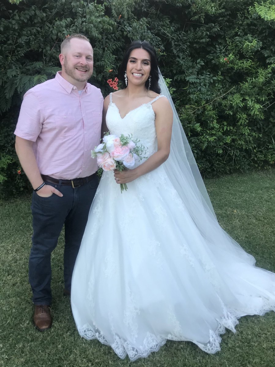 CoachBadgeley13's tweet photo. As a coach you get to see players graduate and leave every year, some are a little harder to see go! Coached this one in HS, college, and had the privilege of coaching with her this year! @gutierrezdayane is so special to our family! Thanks for letting us be a part of your day! https://t.co/R8REMSORes