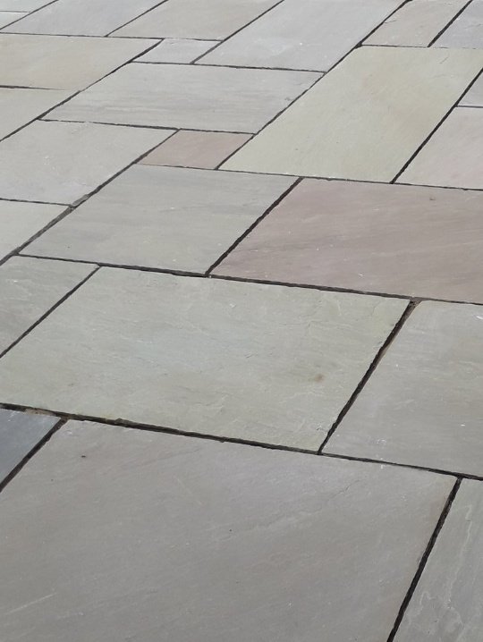 VsExim's tweet photo. #Sandstone
Raj #PatioPack @ £8.35
600x900 @ £8.75
Camel Dust Patio Pack @ £9.25
600x900 @ £9.65
Kandla Grey #Patio Pack @ £10.25
600x900 @ £10.65

#Natural #Limestone
Kota Black Patio Pack @ £6.15
600x900 @ £6.55
Kota Blue Patio Pack @ £7.20
600x900 @ £7.60

#naturalstone #paving https://t.co/mBQmJwvoz8