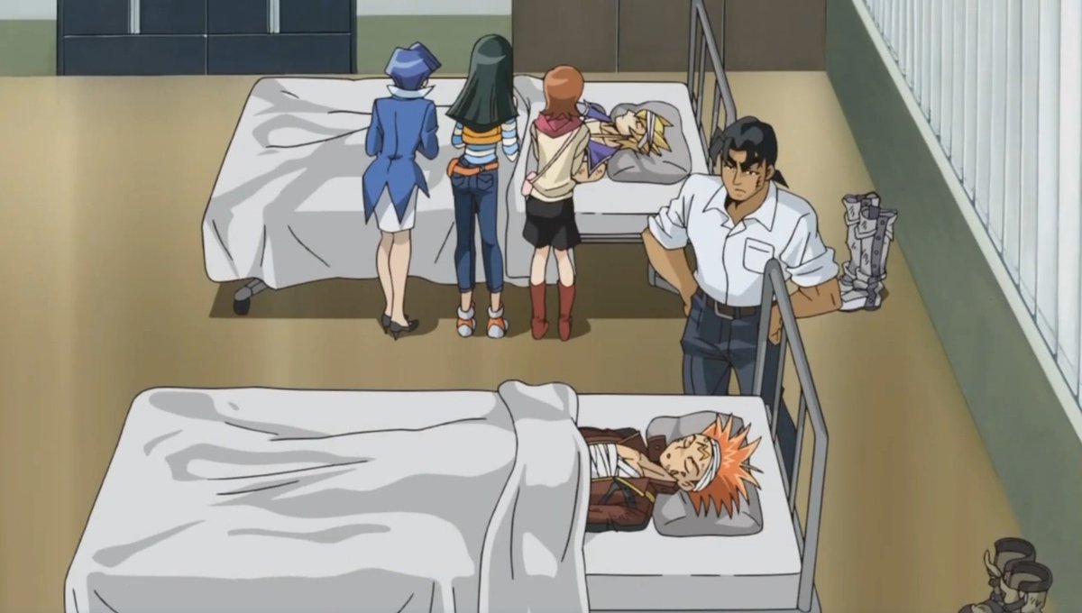 크로우는
우정뿐