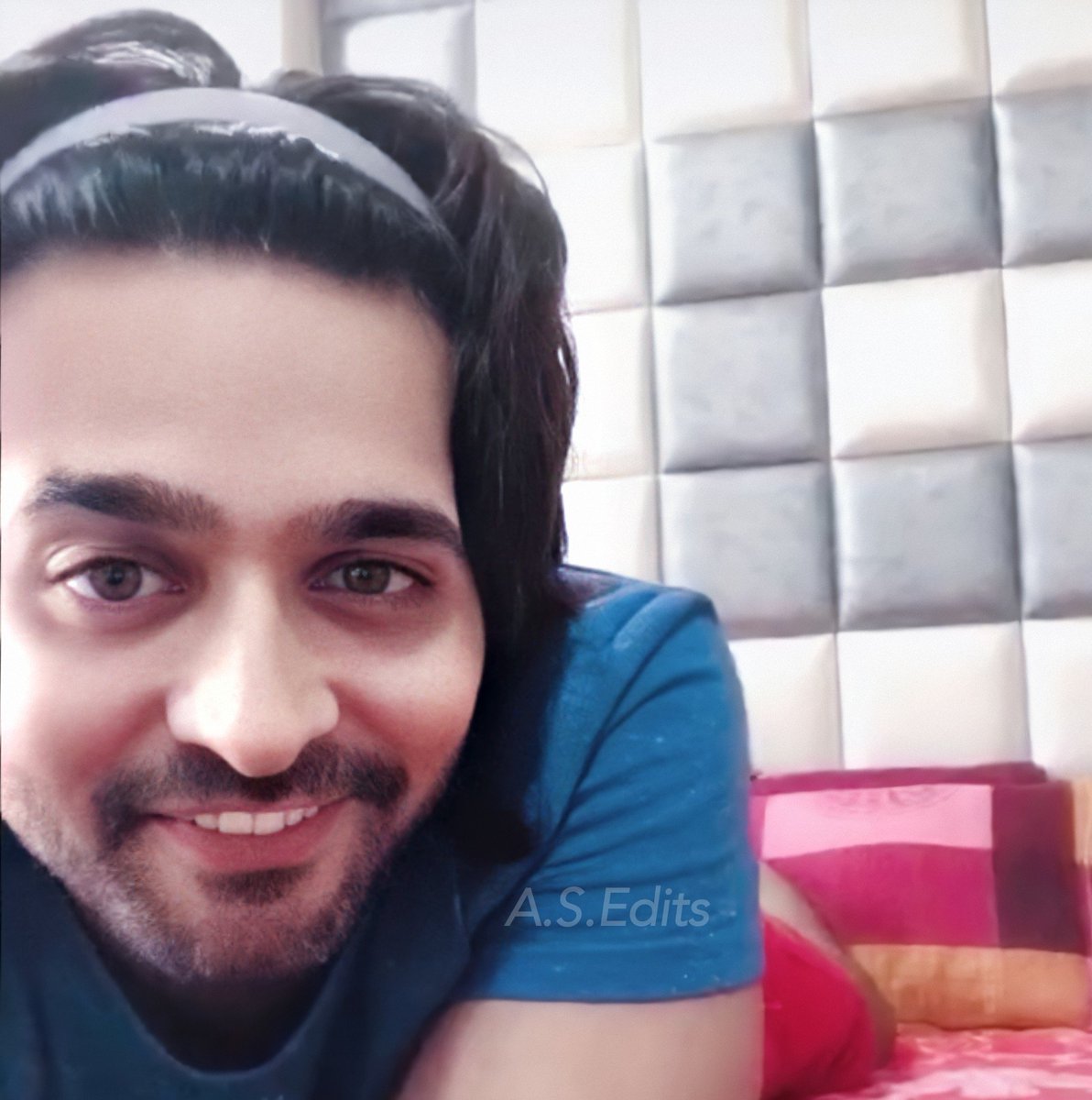 AshishEdits's tweet photo. Childhood💕 __ Adulthood 💕
#AshishSharma
#AshishEdits https://t.co/ZjuMwbJ3GD