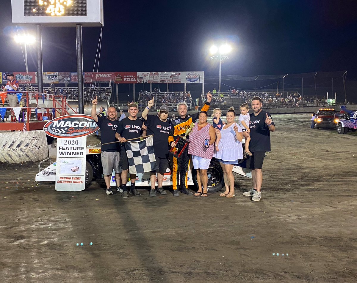 Kenny_Wallace's tweet photo. eXciting WIN tonight at @maconspeedway for our family.. https://t.co/gTJlbADDUy