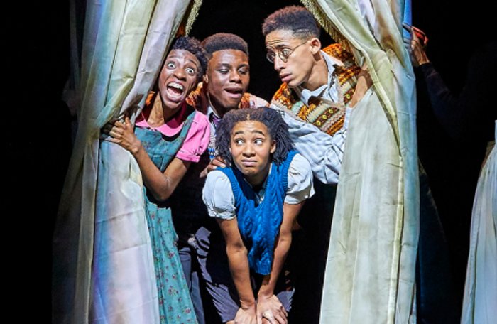  THE LION THE WITCH AND THE WARDROBE - opened at  @LeedsPlayhouse for their 2017/2018 christmas production- ran at  @_bridgetheatre 2019/2020 christmas- is due to tour the uk soonthis was one of those shows that reminded me of why i love theatre. the north is incredible!