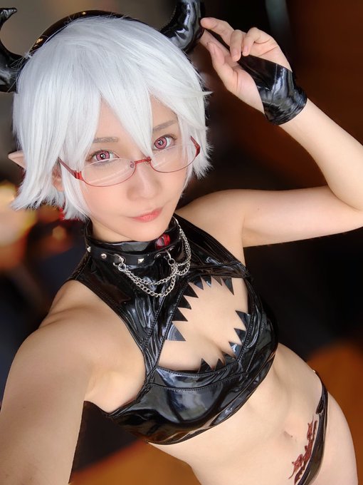 コスプレイヤー成賀久瑠王 (なるがくるみ)のTwitter画像11