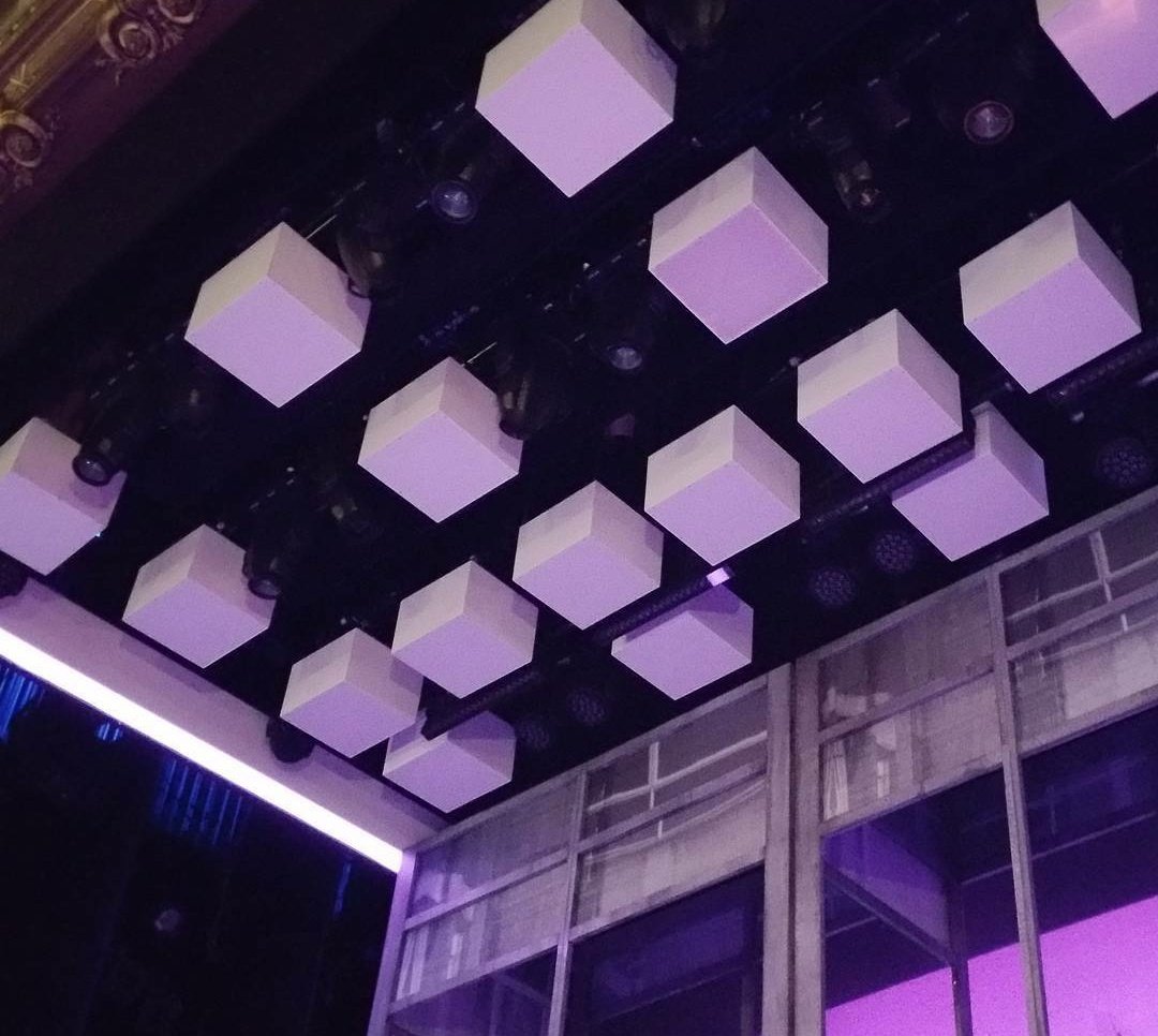  EVERYBODY'S TALKING ABOUT JAMIE • premiered in 2017 at  @crucibletheatre • west end run began later on in 2017a piece of theatre that has truly inspired and shaped so many. normalising life as an lgbt person in theatre is absolutely vital for lgbt youth.