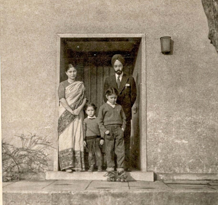 HardeepSPuri's tweet photo. During kindergarten days in Germany I was often teased for being different because of my long hair tied in a guth. That's when, in one of my first lessons in life, my teacher taught me to stand up to bullies.
On Guru Purnima, I pay tribute to her, all other teachers &amp; my parents. https://t.co/uZOoynY4sE