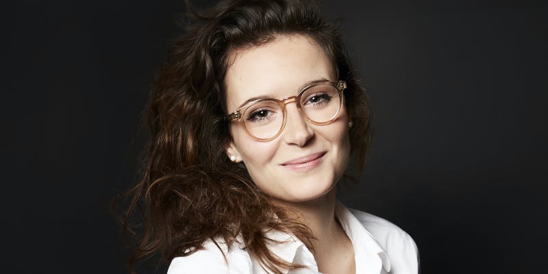 FCazals's tweet photo. Emmanuelle Duez : « Le confinement a contribué au retour du chef qui décide » https://t.co/hka13Vh8md https://t.co/yW6fUCFXdR