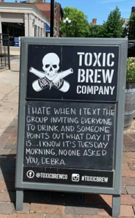 Lou's Bar (@lousbarcd) on Twitter photo 