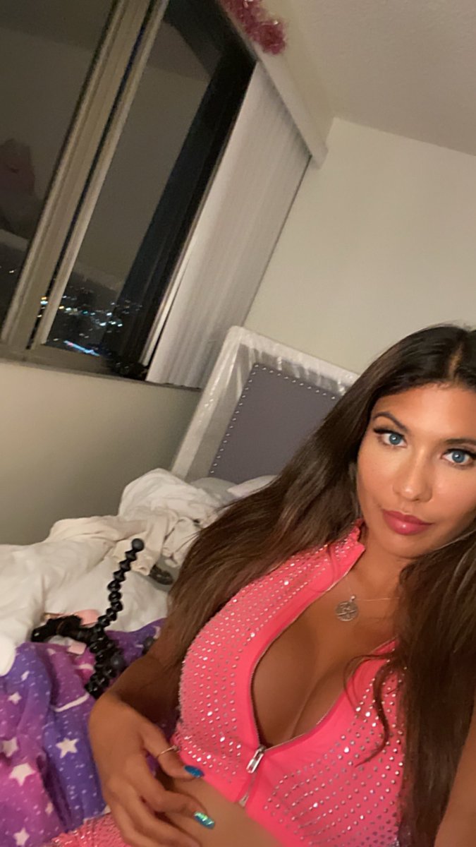 FindomKikii's tweet photo. I just made my onlyfans 45% off 😈😈😈 go subscribe 🔥🔞🔥🔞 https://t.co/cscycsq0Oa 💋💋💋#onlyfansbabe #onlyfans #onlyfanslink @onlyfanspromxo @Onlyfansrecruit @OnlyFansPromoRT @onlyfanspromo2 https://t.co/U8EZ18kyFZ