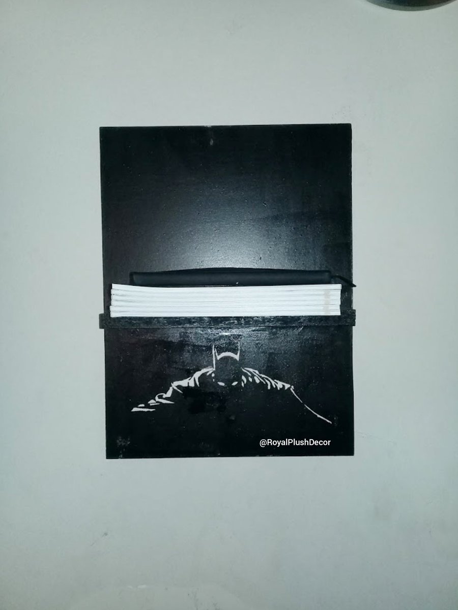 RoyalPlushDecor's tweet photo. 3 years ago, this gig was done.
Thanks @Wasanga_Mayhem for your patronage🙏🏽🙏🏽🙏🏽
#batmanfloatingshelves https://t.co/ueVzbz6MFJ