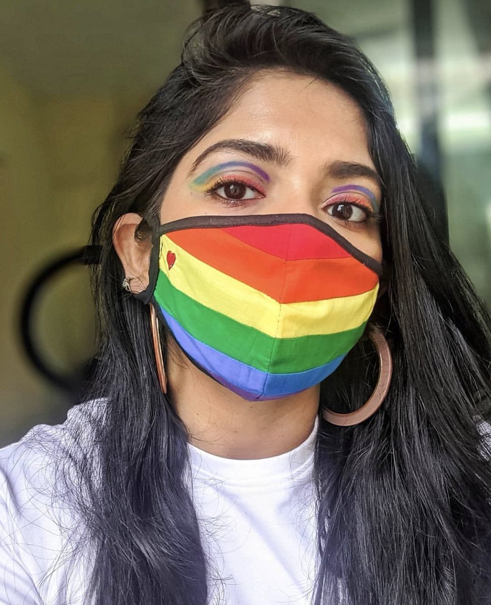 KarleoFashion's tweet photo. Love comes in many colors 🌈
#loveislove #karleo #accessorizesundays https://t.co/9If6t46rpj